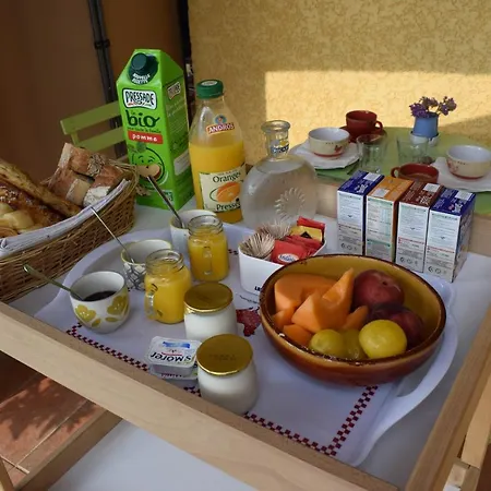 La Canauloise Alojamento de Acomodação e Pequeno-almoço Canaules-et-Argentieres